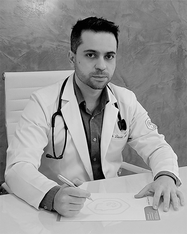 Dr. Daniel Araújo - Médico Nutrólogo focado em saúde masculina